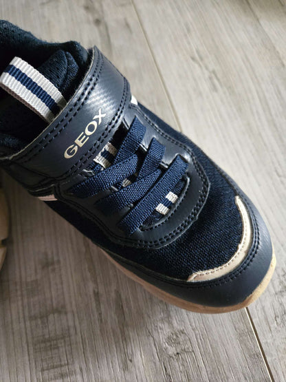 GEOX sneakers - J Aril B. A, Size 13, Shoes 13 (Kids:4-8yr)