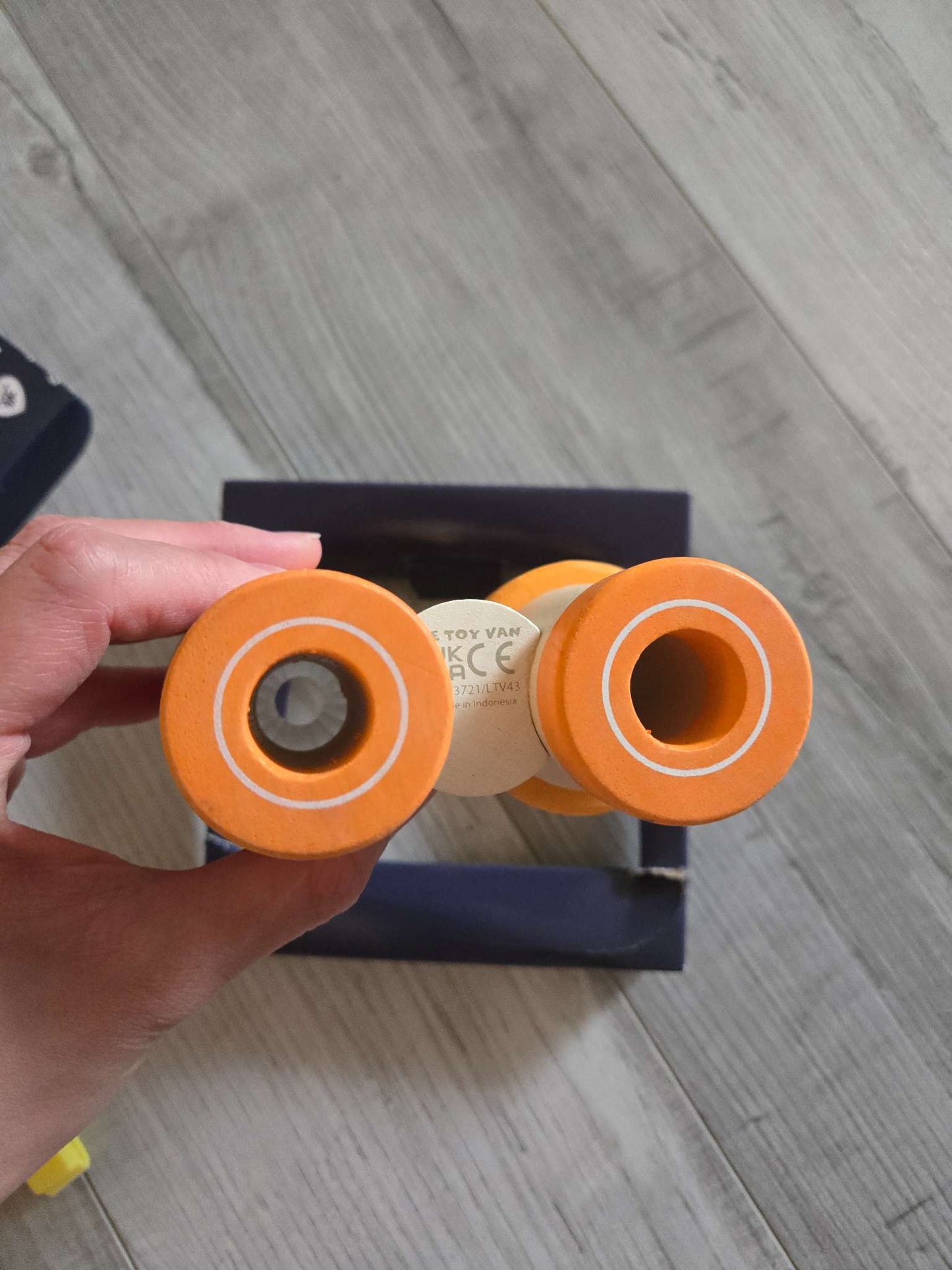 Le Toy Van Kaleidoscope Binoculars (Part of the Petilou Collection)