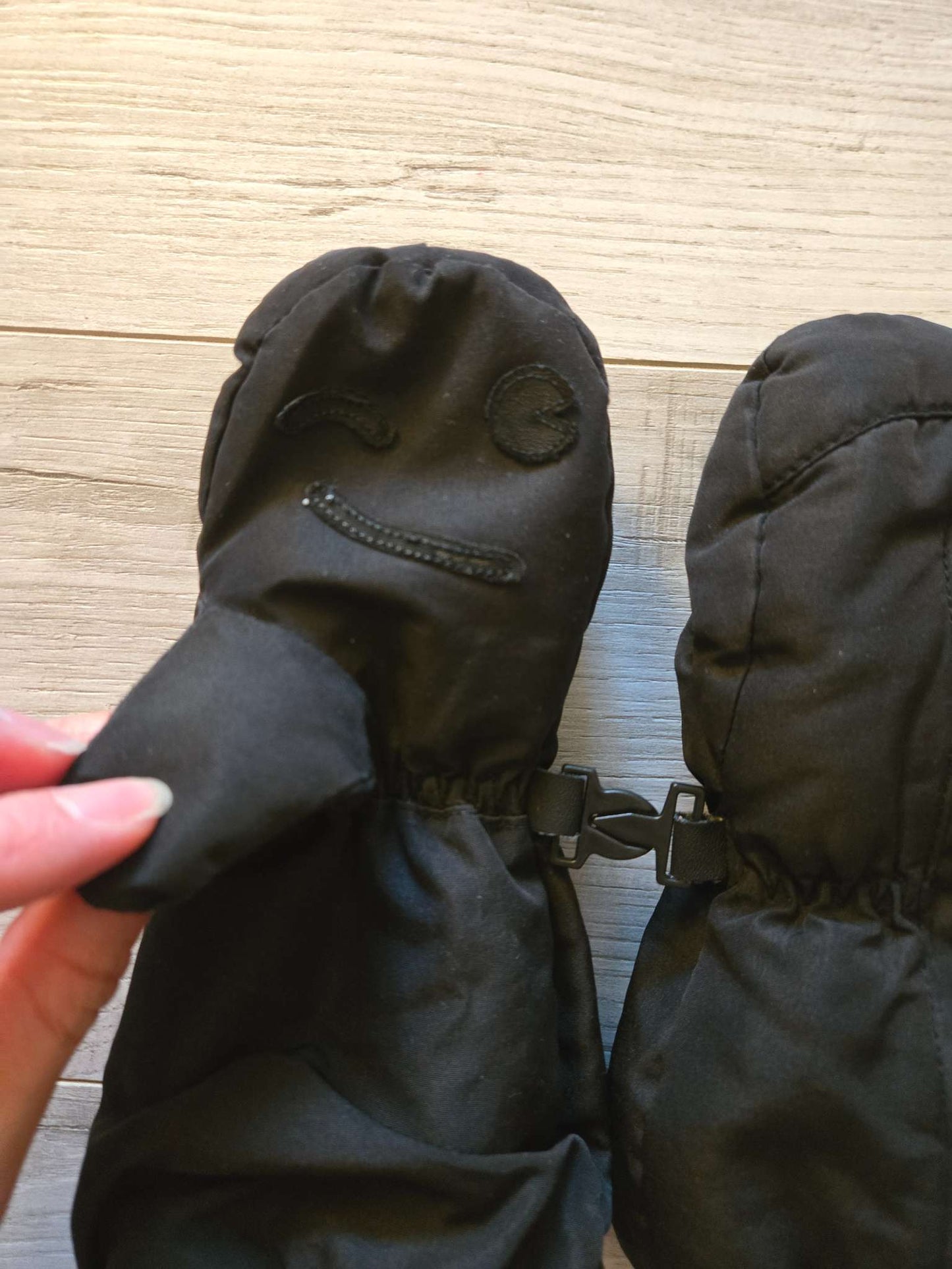 Ripzone Mittens, Size S (2T - 3T)