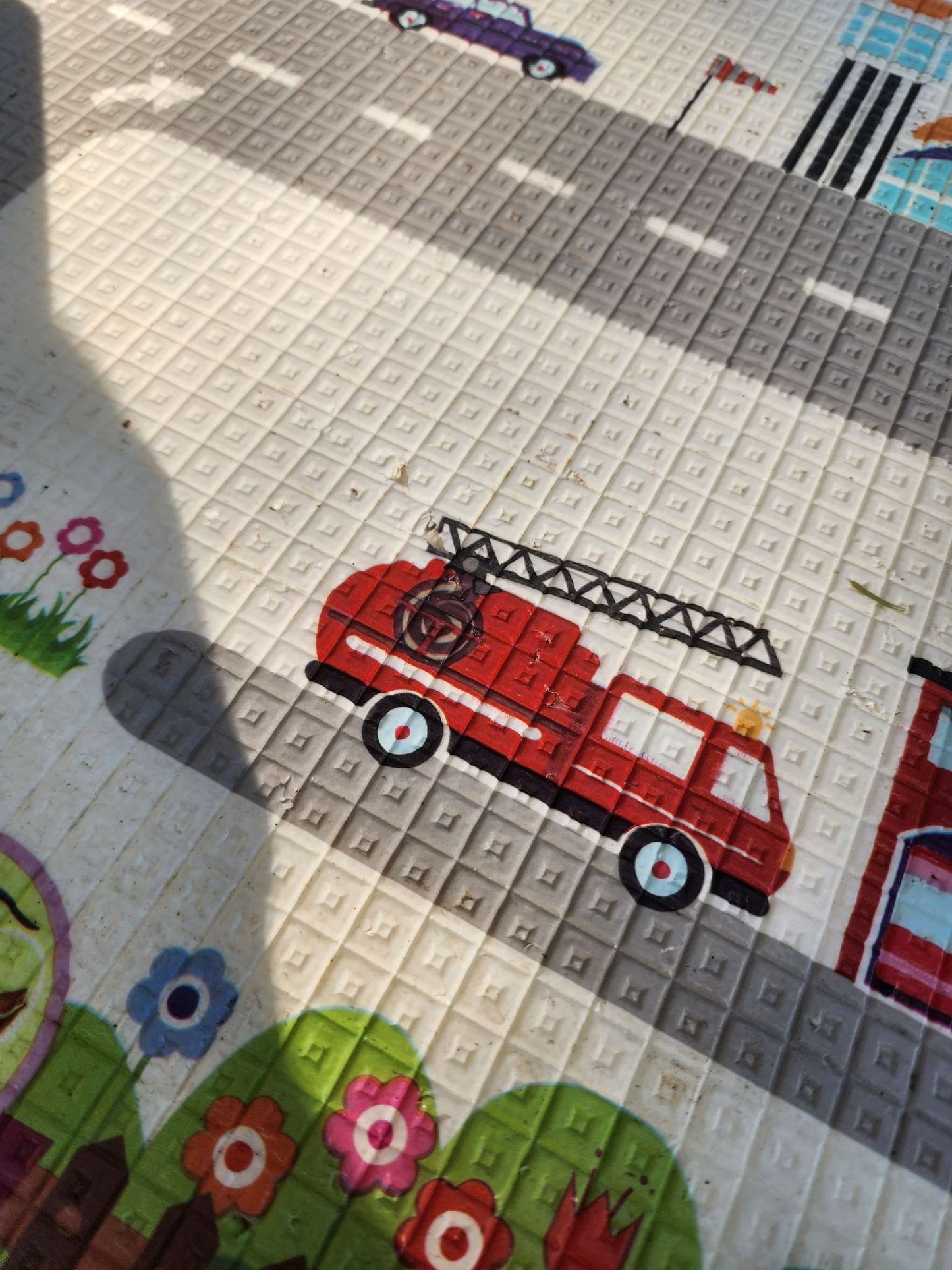 Large Reversible Foam play mat! Great for outdoors!