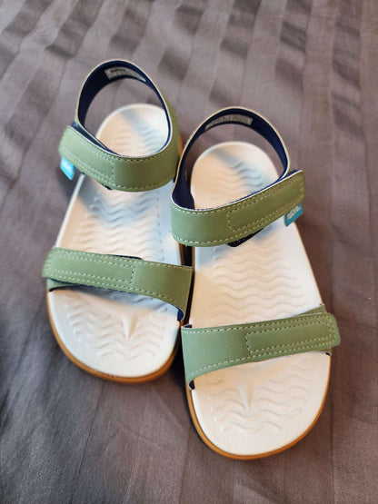 Sandals size 11 - Native Shoes Charley Sugarlite Slip on, Shoes 11 (Toddler:2-4yr)