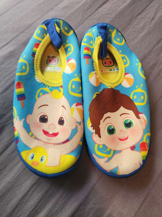 Water shoes. Size 10T Rubber soles, Shoes 10 (Toddler:2-4yr)