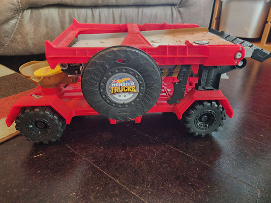 Hot wheels Monster Trucks Downhill Race & go! MSRP $74.99