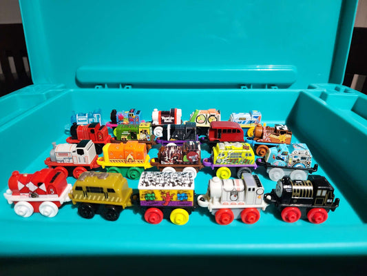 Thomas the Train mini Trains pack of 20 - #1