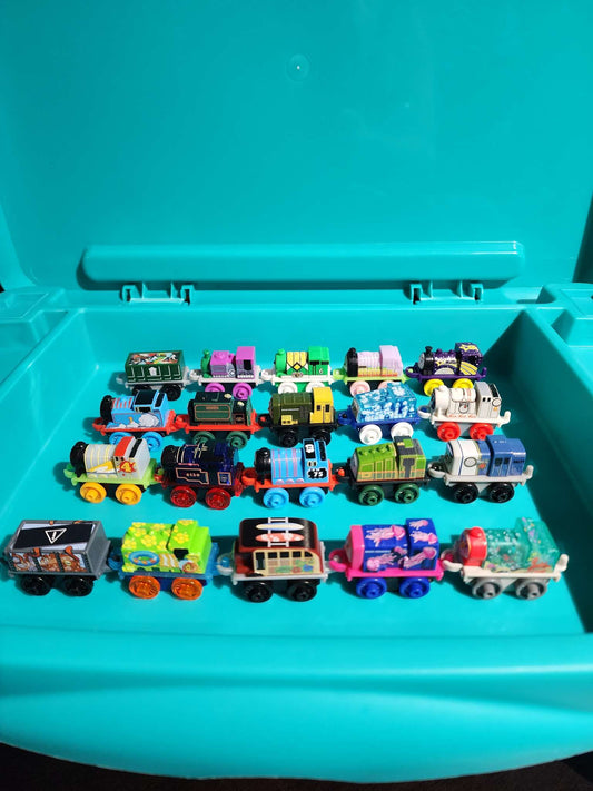 Thomas the Train mini Trains pack of 20 #3