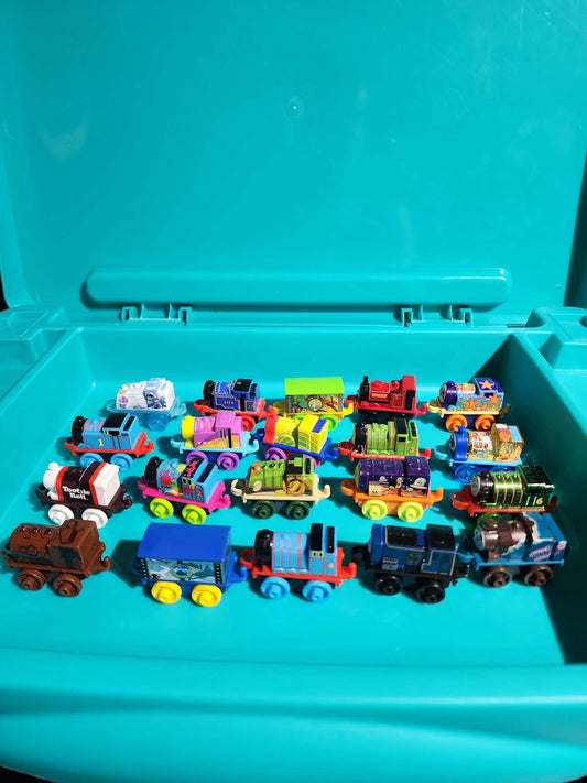 Thomas the Train mini Trains pack of 20 #8