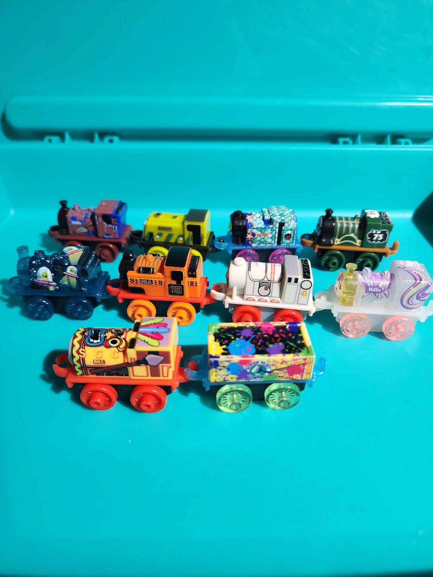 Thomas the Train mini Trains pack of 10 #10