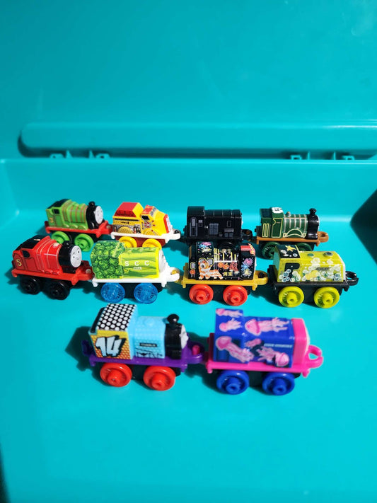 Thomas the Train mini Trains pack of 10 #12