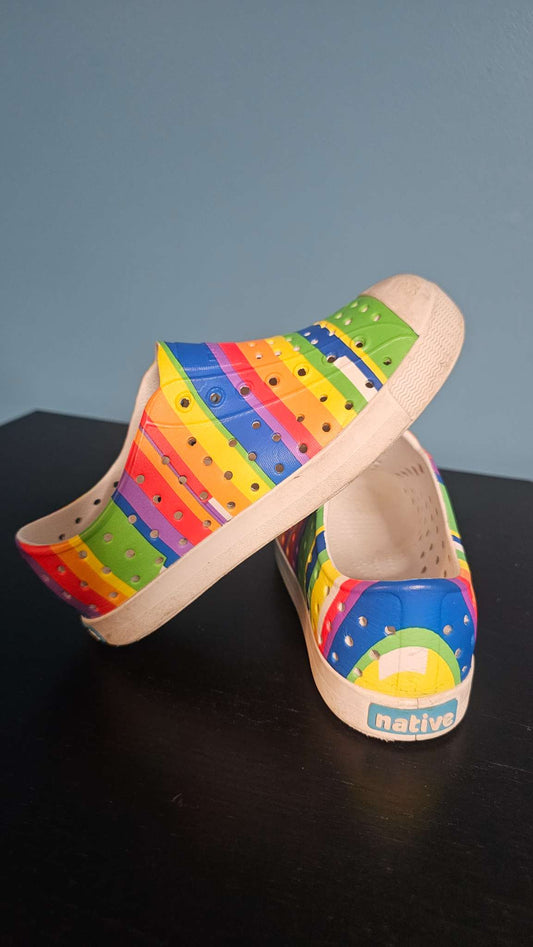 Native Size 13 , Shoes 13 (Kids:4-8yr)