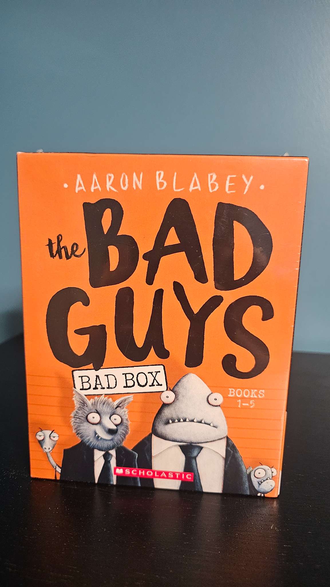 The bad guys Books 1-5 NEW MSRP $40