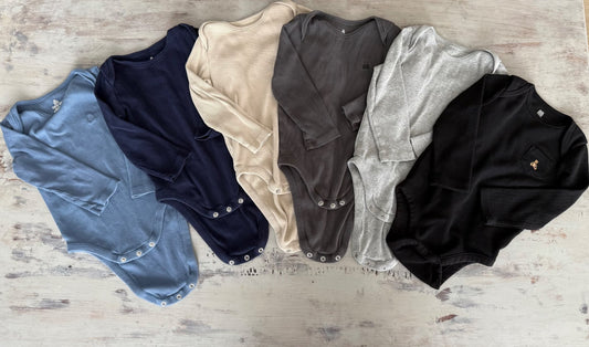 Baby Gap first favorites 18-24 months lot onesies , Kids 24 Month (18-24M)