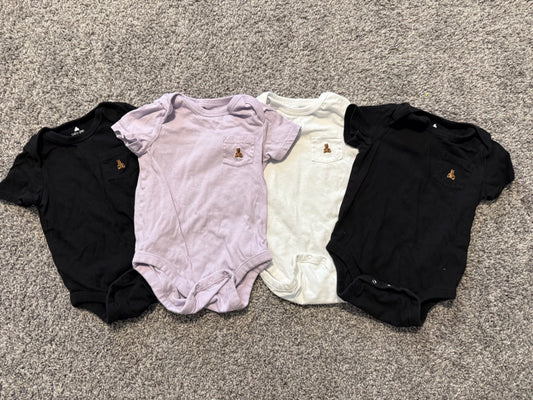 4 baby Gap brannan’s favorites onesies 18-24 months, Kids 24 Month (18-24M)
