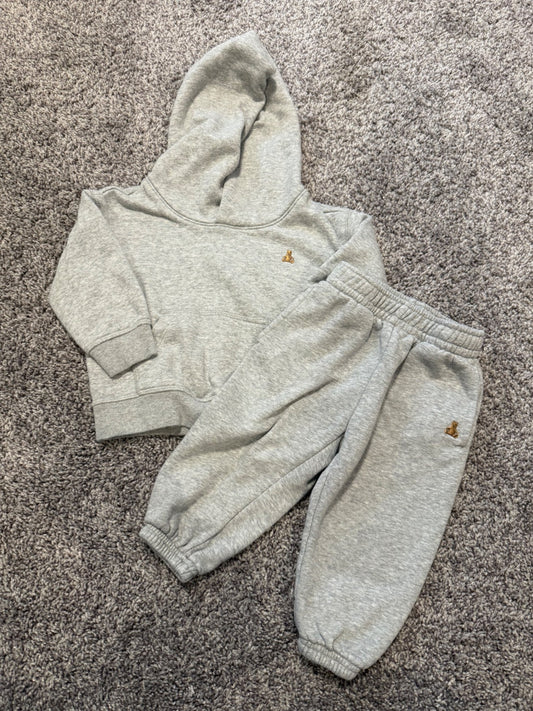 Baby Gap Hoodie and Jogger set, Kids 18 Month (12-18M)