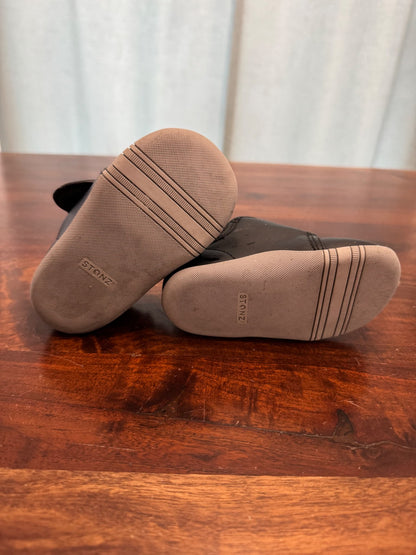 Stonz Cruiser Everyday Dressy - Size 7 (MSRP $60), Shoes 7 (Walkers:12-24 mth)