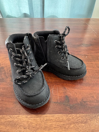 Old Navy Faux-Suede Side-Zip Lace-Up Boots Size 7 Toddler MSRP $39.99, Shoes 7 (Walkers:12-24 mth)