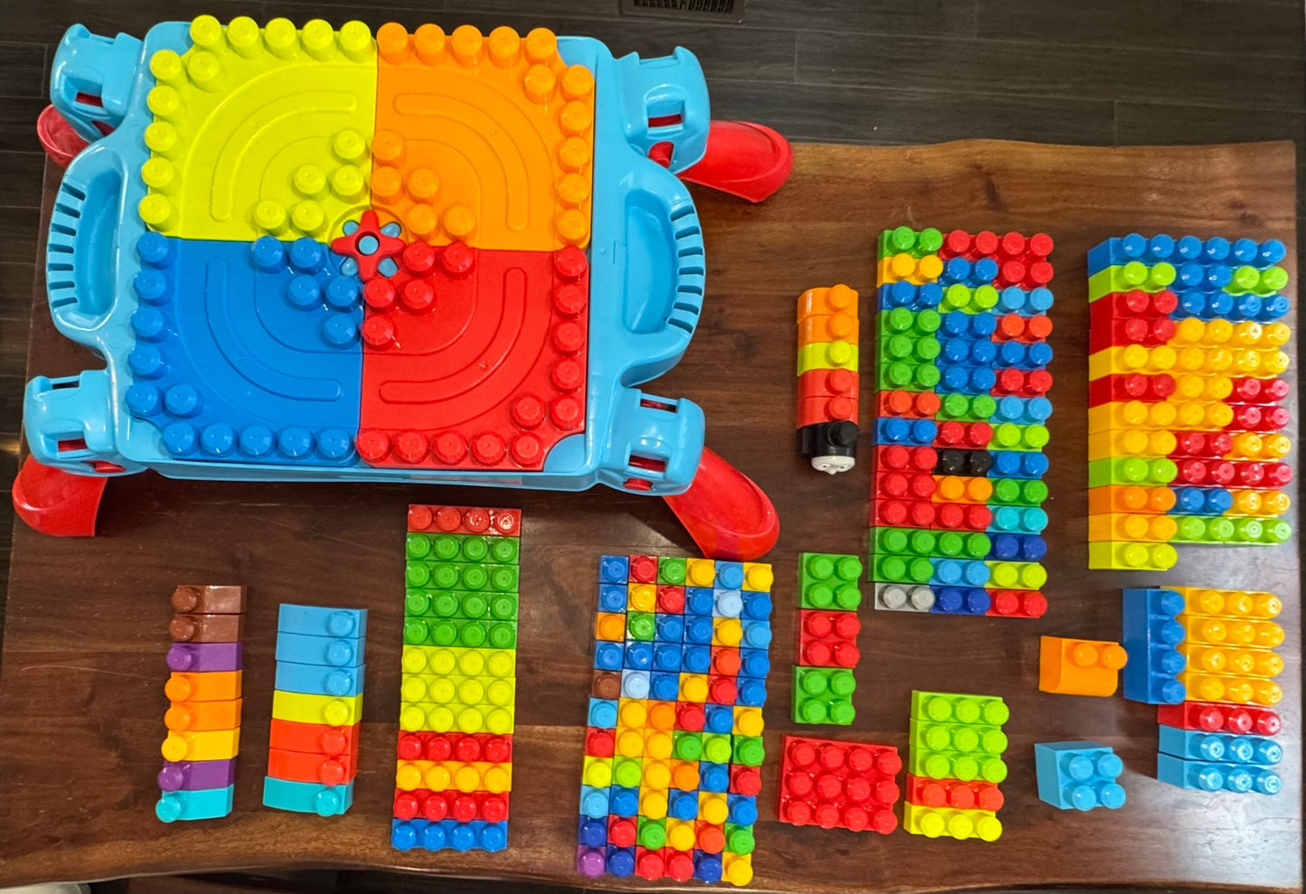 Mega Bloks Build N’ Learn Table + 194 Bloks MSRP over $100