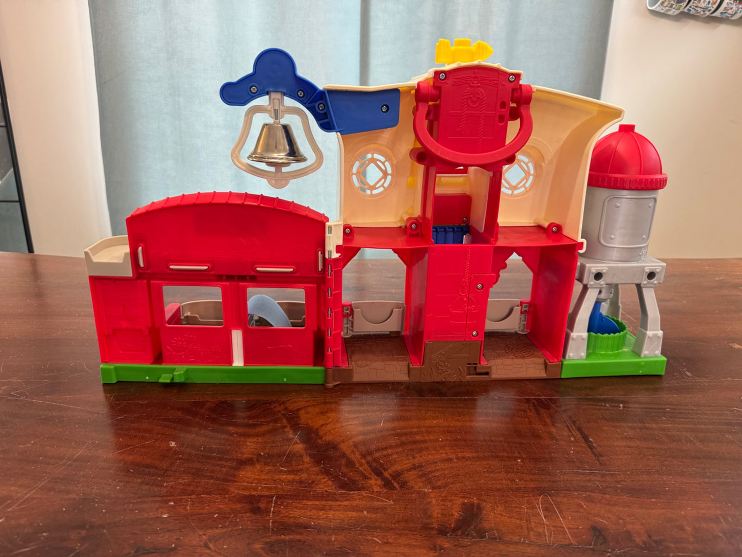 Little People Caring For Animals Farm $MSRP $55