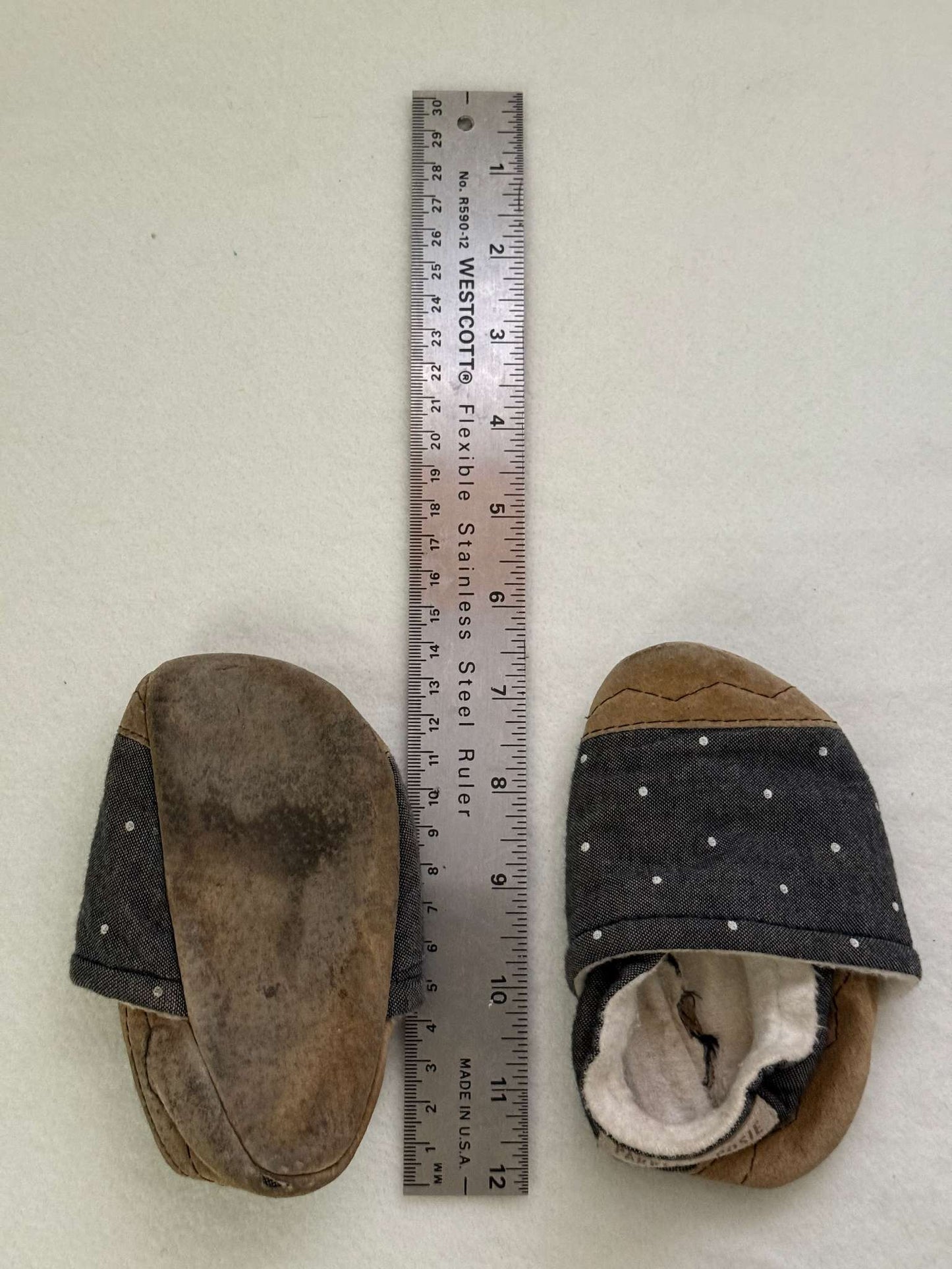 Parker & Posie chambray dots soft-soled shoes 12-18m, Shoes 5 (Walkers:12-24 mth)