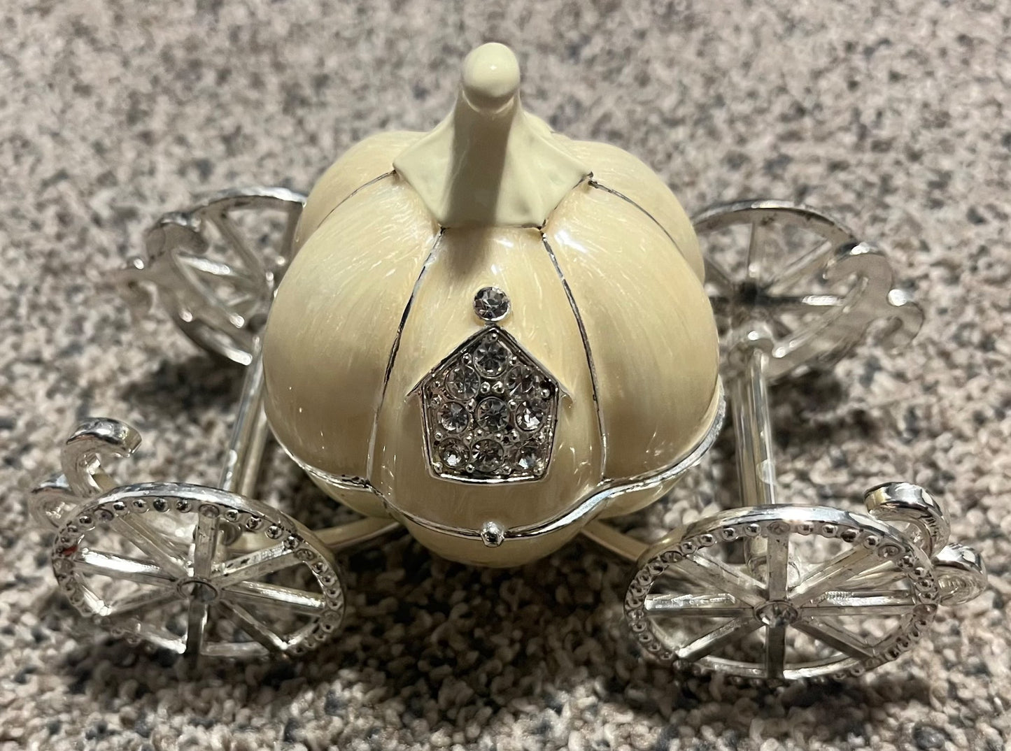 Small Cream Pumpkin Carriage Jewelry Box