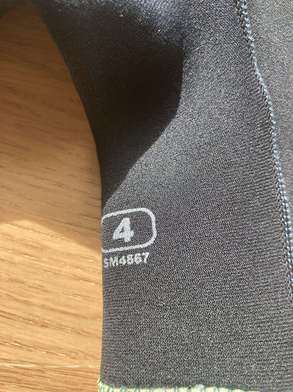 Wetsuit by O'Neill, Size 4, Kids 4/4T