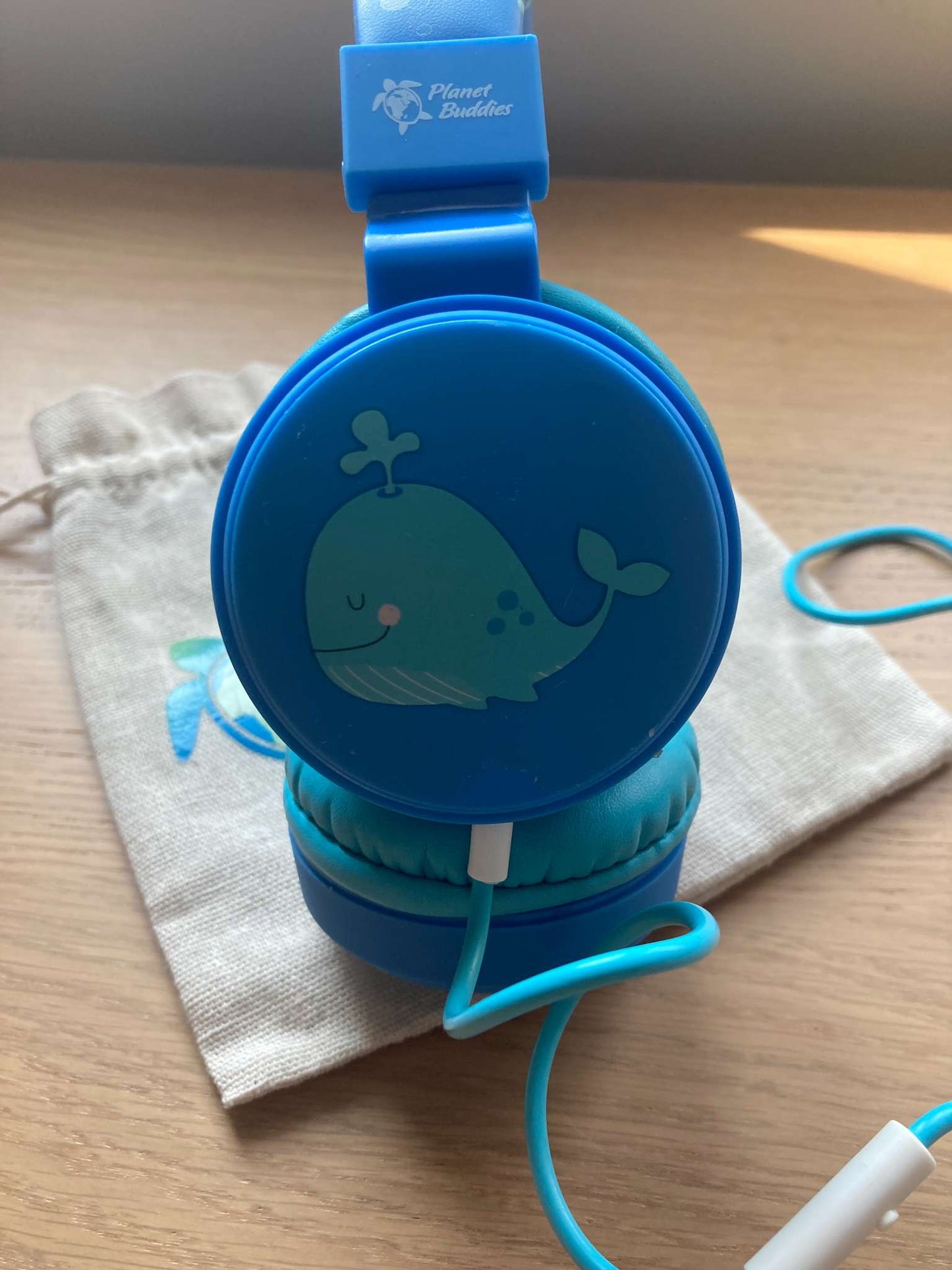 Whale Headphones by Planet Buddies