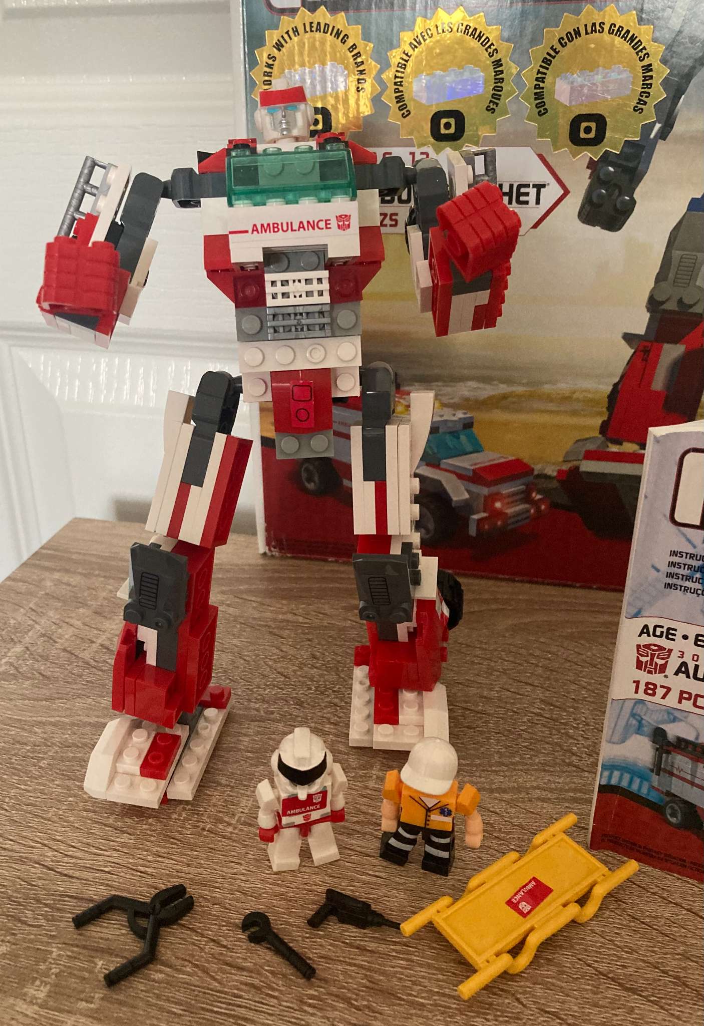Kre-O Transformers Autobot Ratchet Construction Set