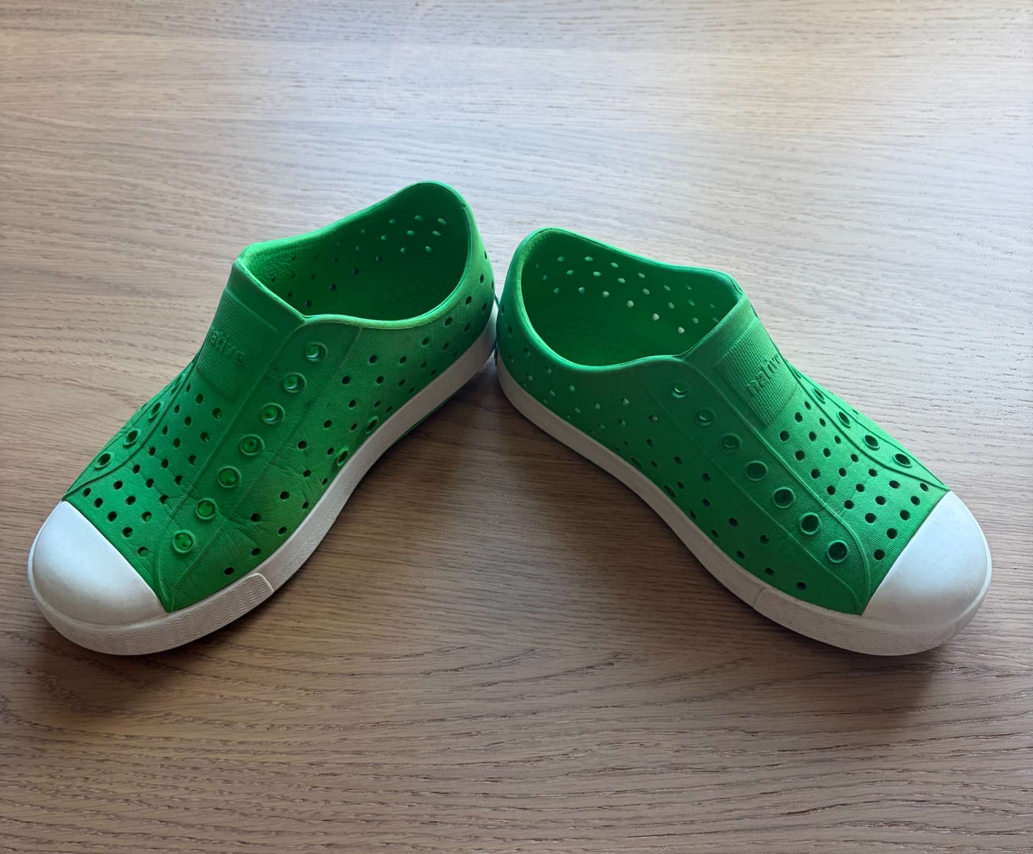 Green Apple Native Shoes Size 12, $60, Shoes 12 (Toddler:2-4yr)
