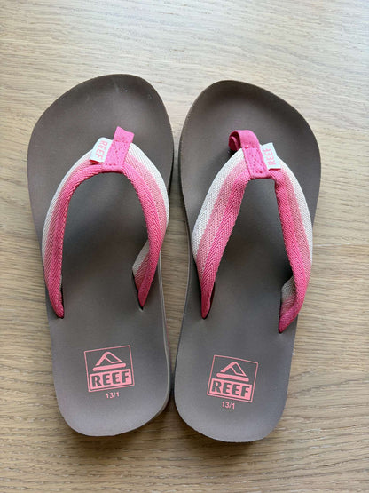 Flip Flops by Reef, Size 13, Shoes 13 (Kids:4-8yr)
