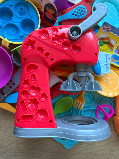 Bundle Playdoh Accessories (more than 7 sets included)