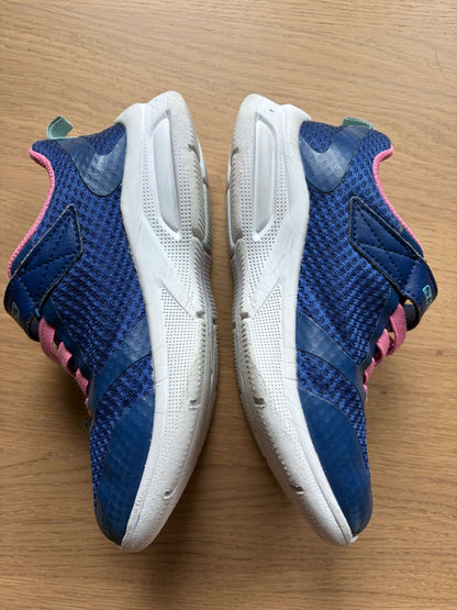 Running Shoes by Skechers, Size 13,5, Shoes 13.5 (Kids:4-8yr)