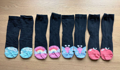 Bundle 4 Pairs of Socks, Size 8,5-12
