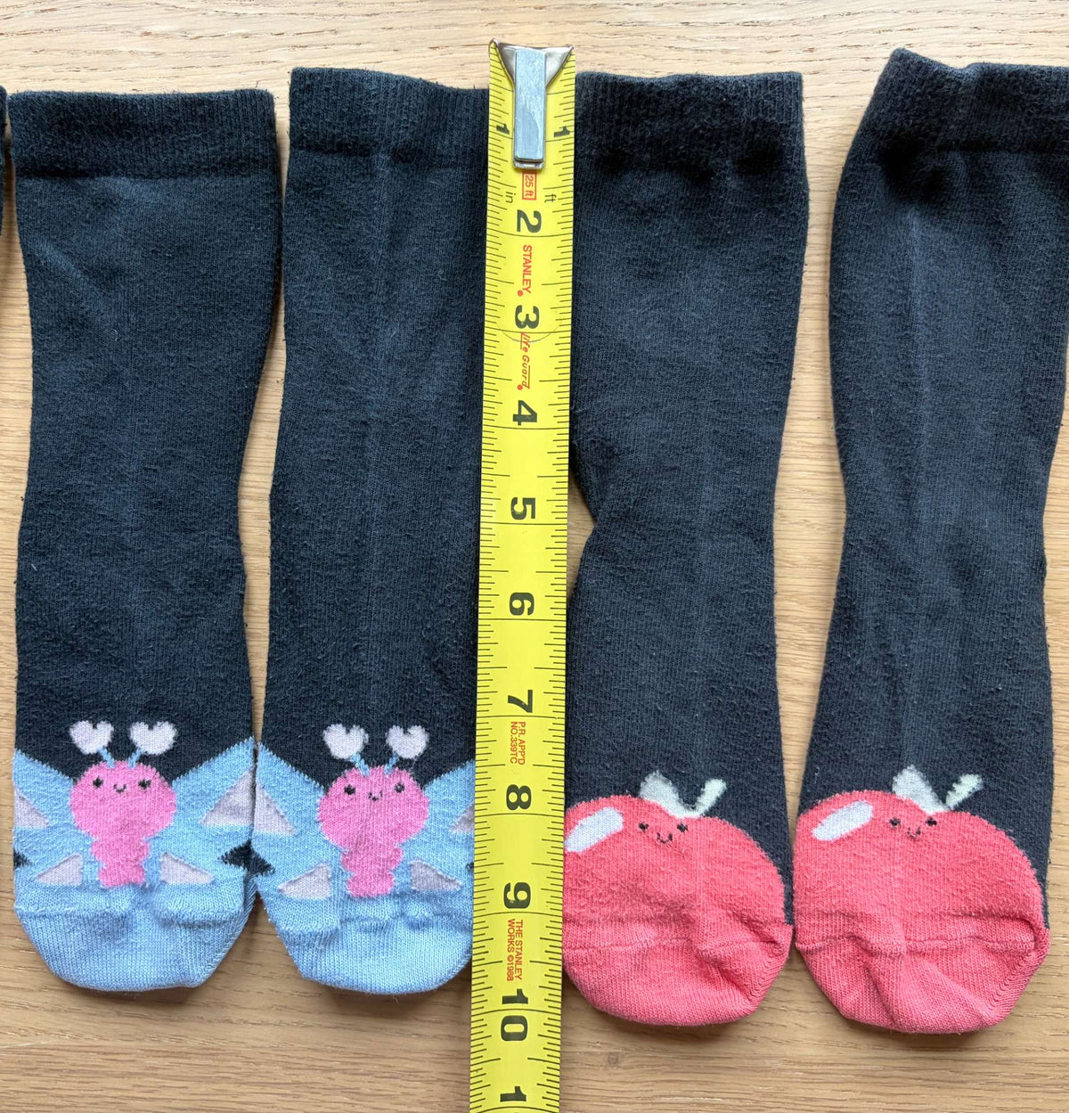 Bundle 4 Pairs of Socks, Size 8,5-12