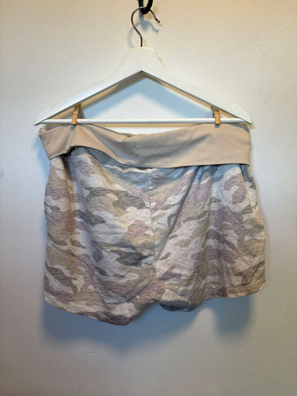 Cream Camo Maternity Sweat Shorts, Maternity L (12-14)