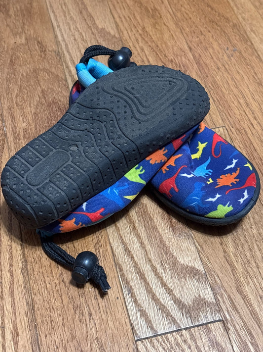 Water shoes, Shoes 5.5 (Walkers:12-24 mth)