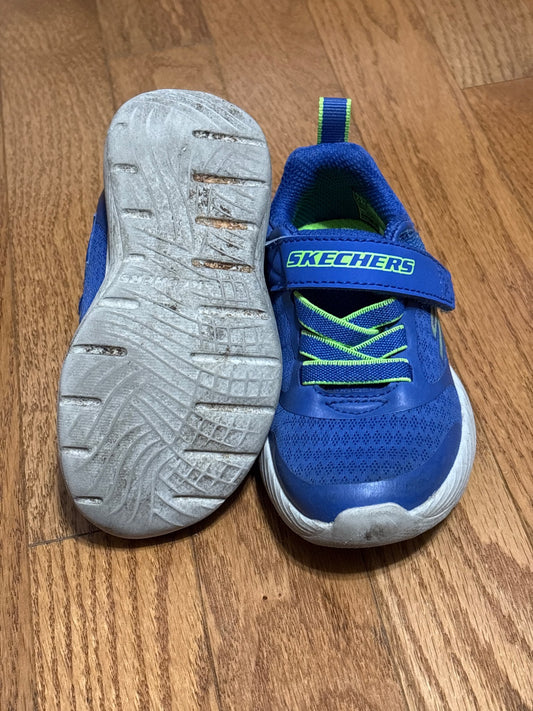 Skechers runners, Shoes 7 (Walkers:12-24 mth)