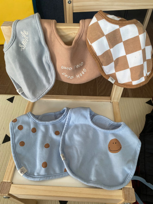 Lassig bibs Blue and Tan Set of 5