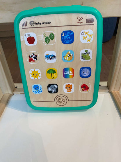 Magic Tablet – Baby Einstein Languages: Spanish, English and French