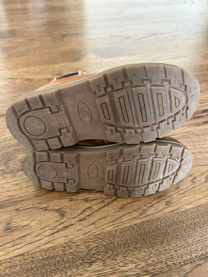 Zip Up Unisex Boots - Size 13.5, Shoes 13.5 (Kids:4-8yr)
