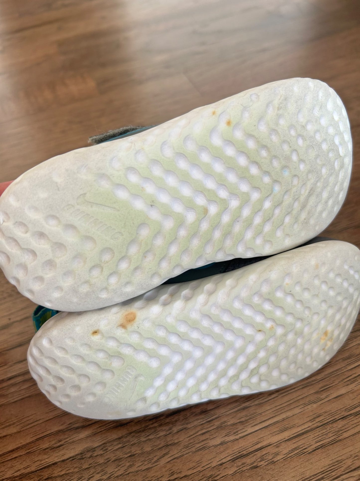 Nike Runners - Toddler Sz 9, Shoes 9 (Toddler:2-4yr)