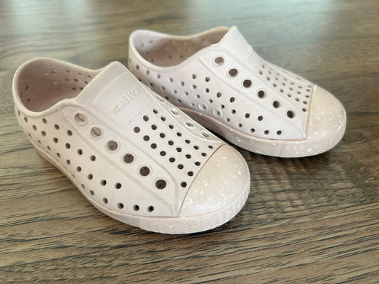 Natives Pink - Size 6 Toddler , Shoes 6 (Walkers:12-24 mth)