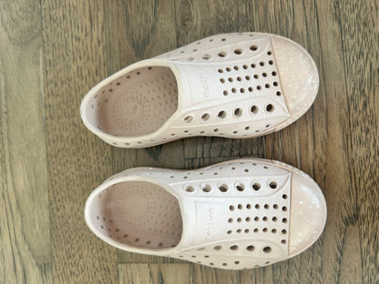 Natives Pink - Size 6 Toddler , Shoes 6 (Walkers:12-24 mth)