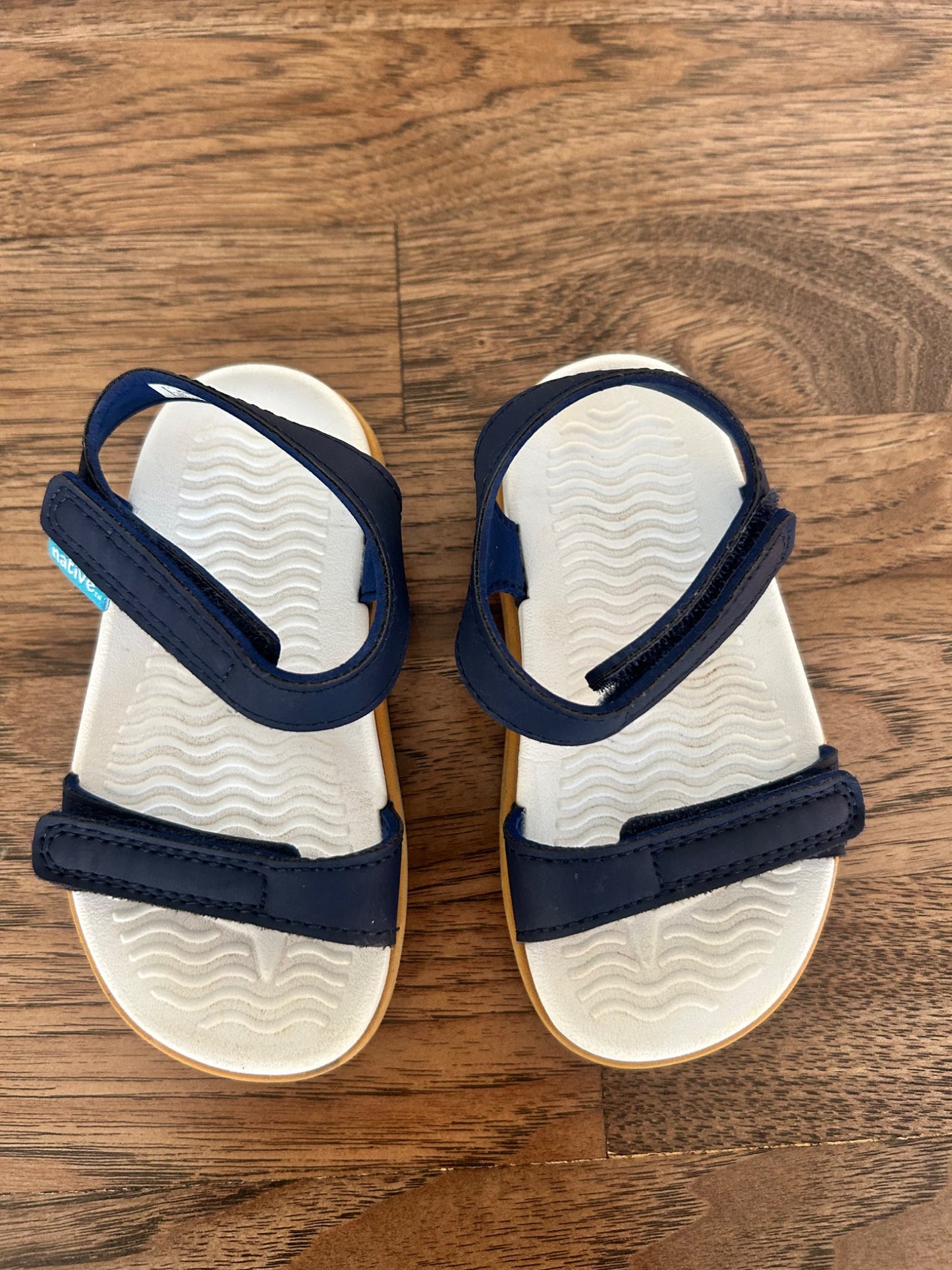 Native sandals - Size Toddler 7, Shoes 7 (Walkers:12-24 mth)