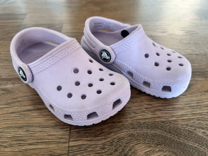 Crocs - Toddler Sz 6, Shoes 6 (Walkers:12-24 mth)