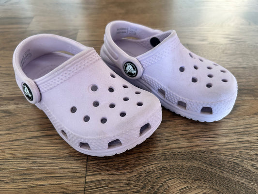 Crocs - Toddler Sz 6, Shoes 6 (Walkers:12-24 mth)