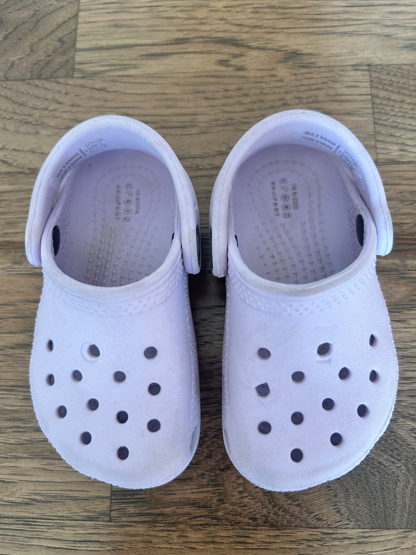 Crocs - Toddler Sz 6, Shoes 6 (Walkers:12-24 mth)