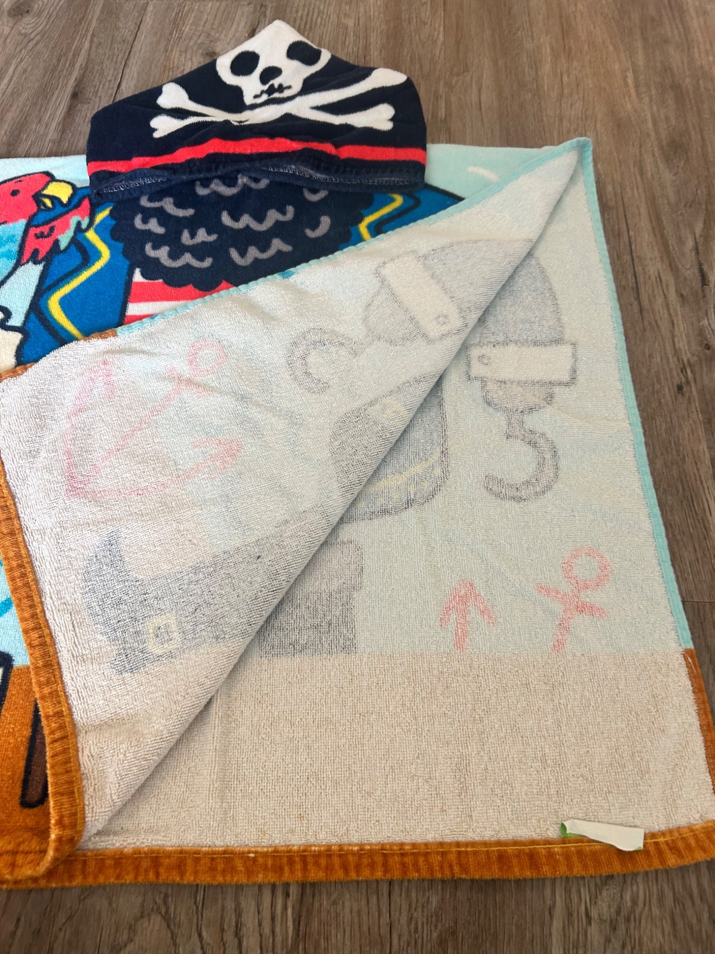 Pirate Hooded Towel - Age 1-5 (1)