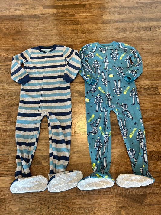 2 x Carters Fleece Pajamas - Sz 7 - Like new, Kids 7 & 8 (small)