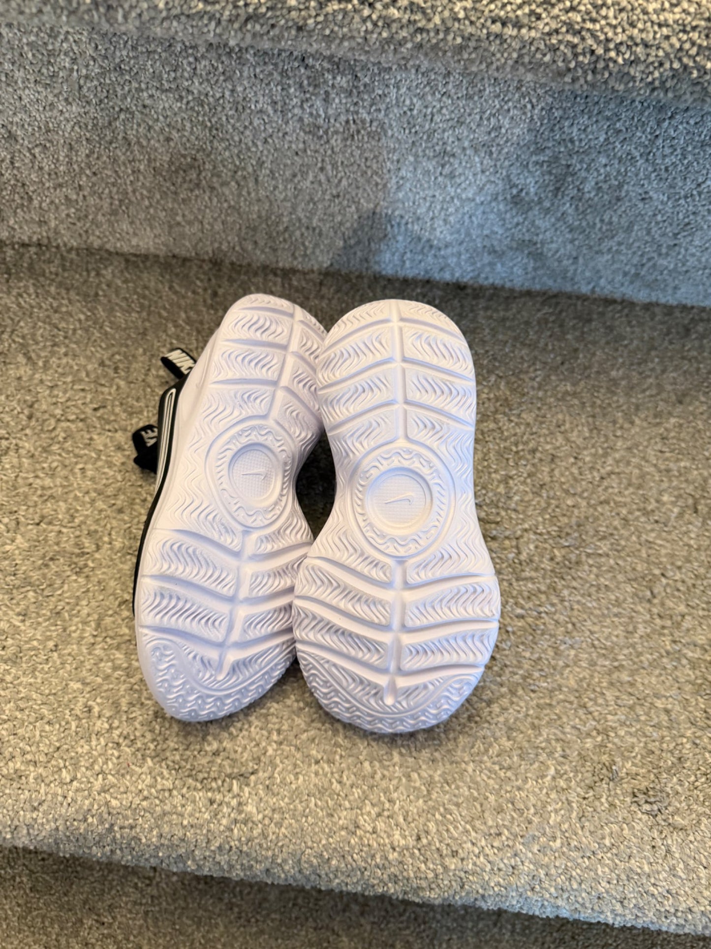 Nike Flex Runner size 10, Shoes 10 (Toddler:2-4yr)