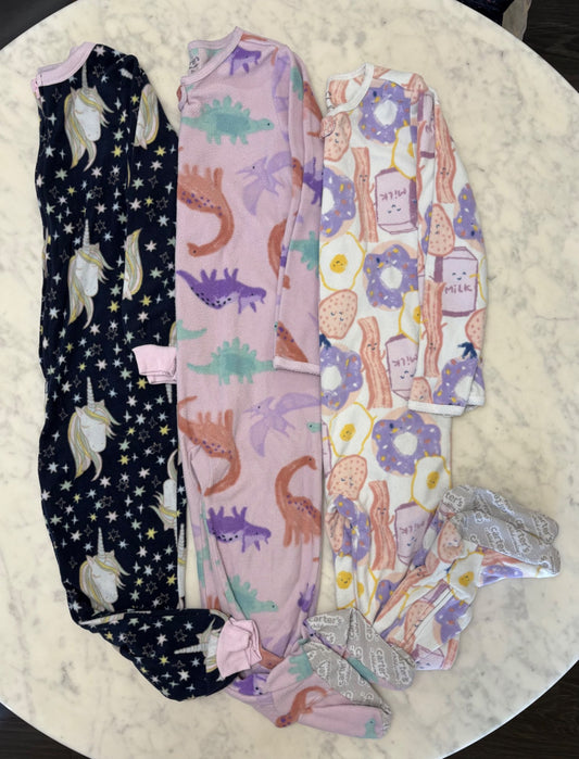 5T Girls Fleece Sleepers + Pj Set, Kids 5/5T (extra small)