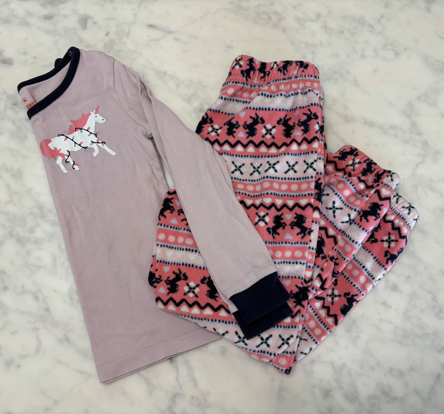 5T Girls Fleece Sleepers + Pj Set, Kids 5/5T (extra small)